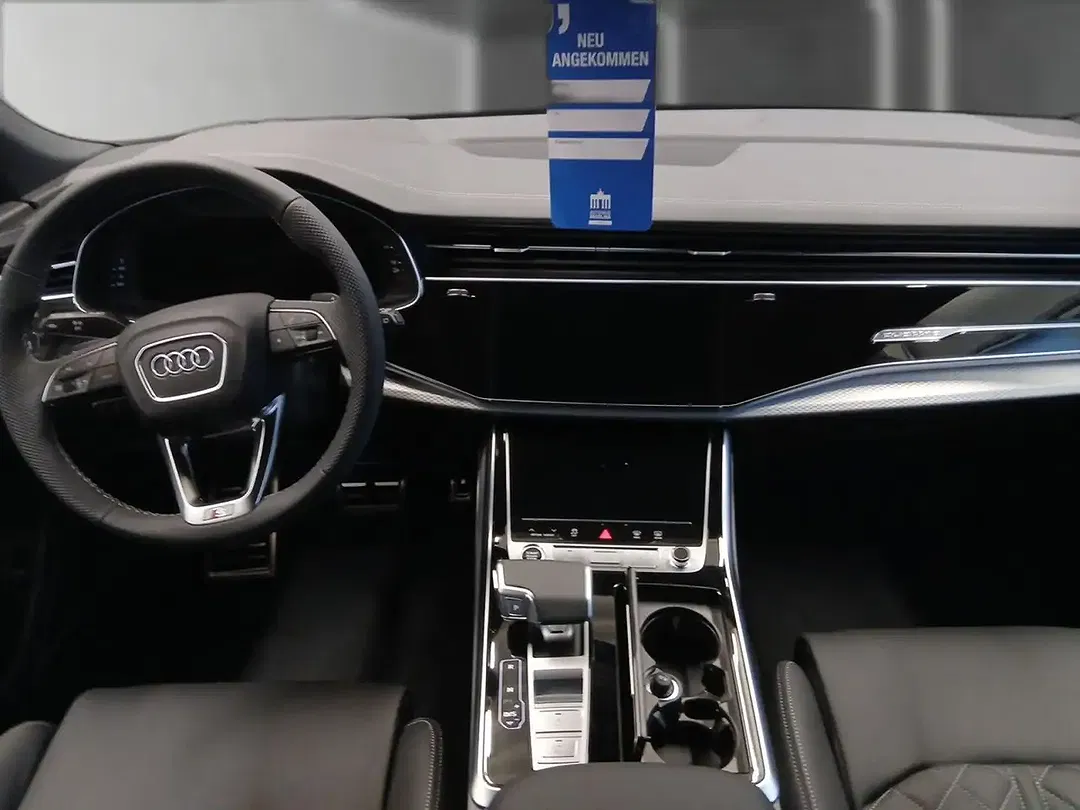 Audi Q8 - Thumbnail 12