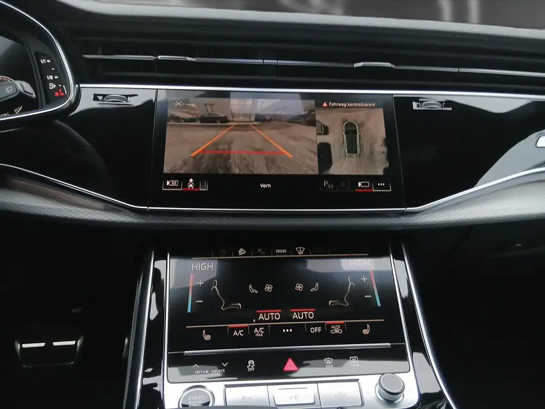 Audi Q8 - Thumbnail 13