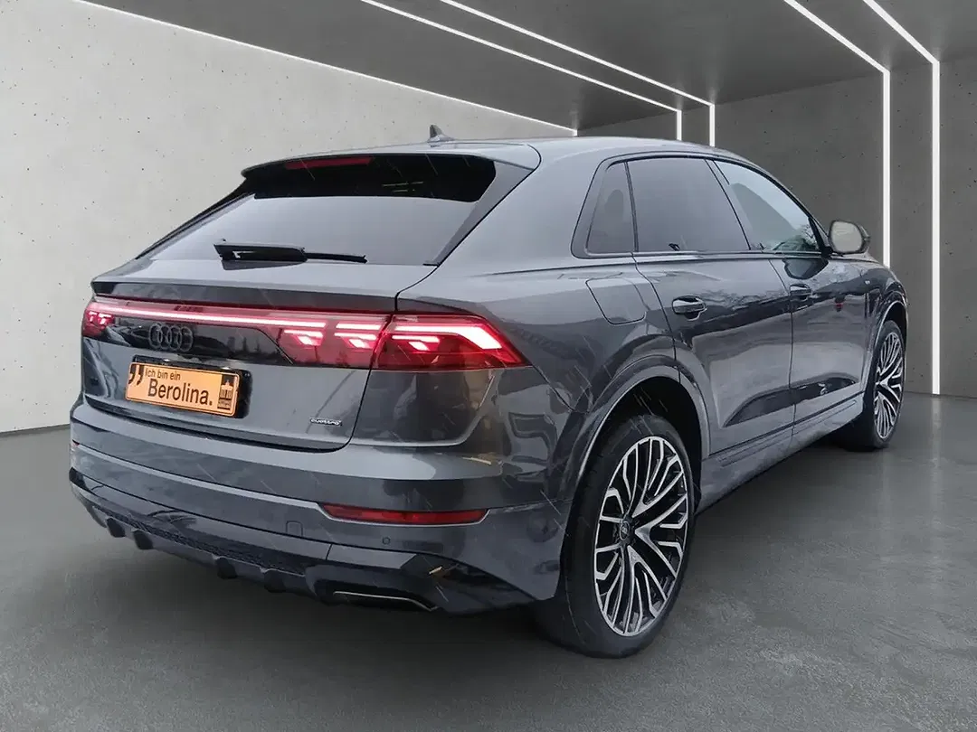 Audi Q8 - Thumbnail 3