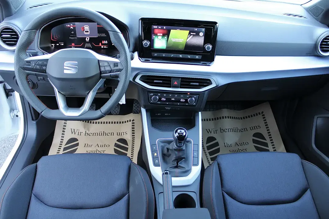 SEAT Ibiza - Thumbnail 13