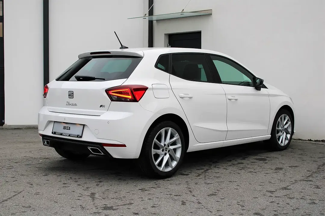 SEAT Ibiza - Thumbnail 7