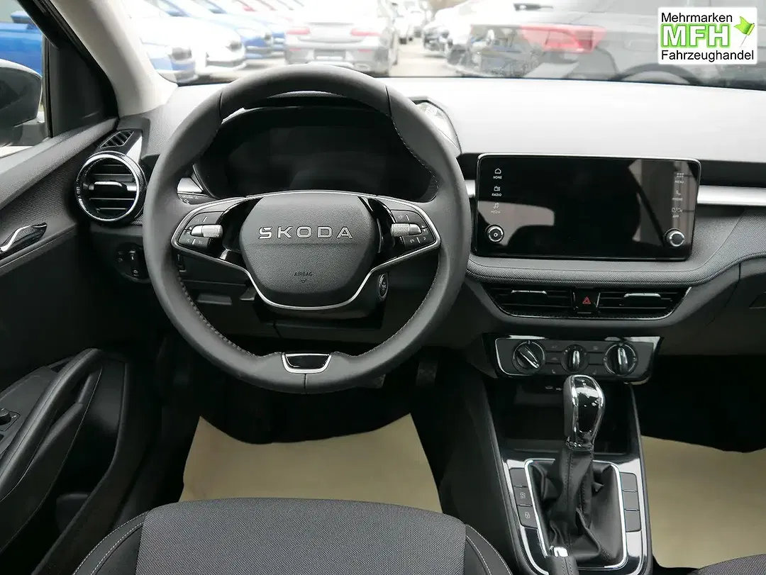 Skoda Fabia - Thumbnail 11