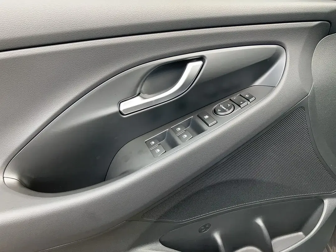 Hyundai i30 - Thumbnail 10