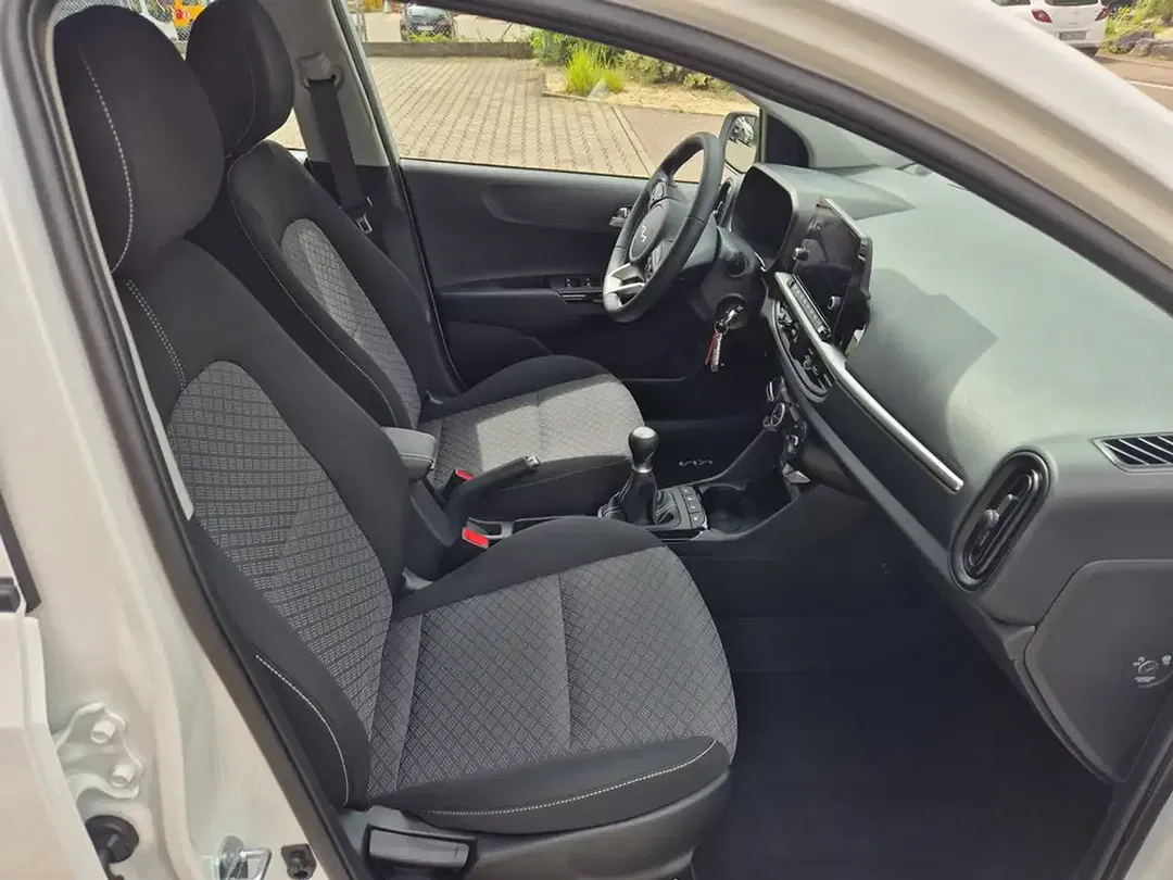 Kia Picanto - Thumbnail 10