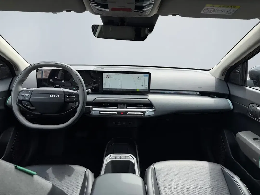 Kia EV4 - Thumbnail 10