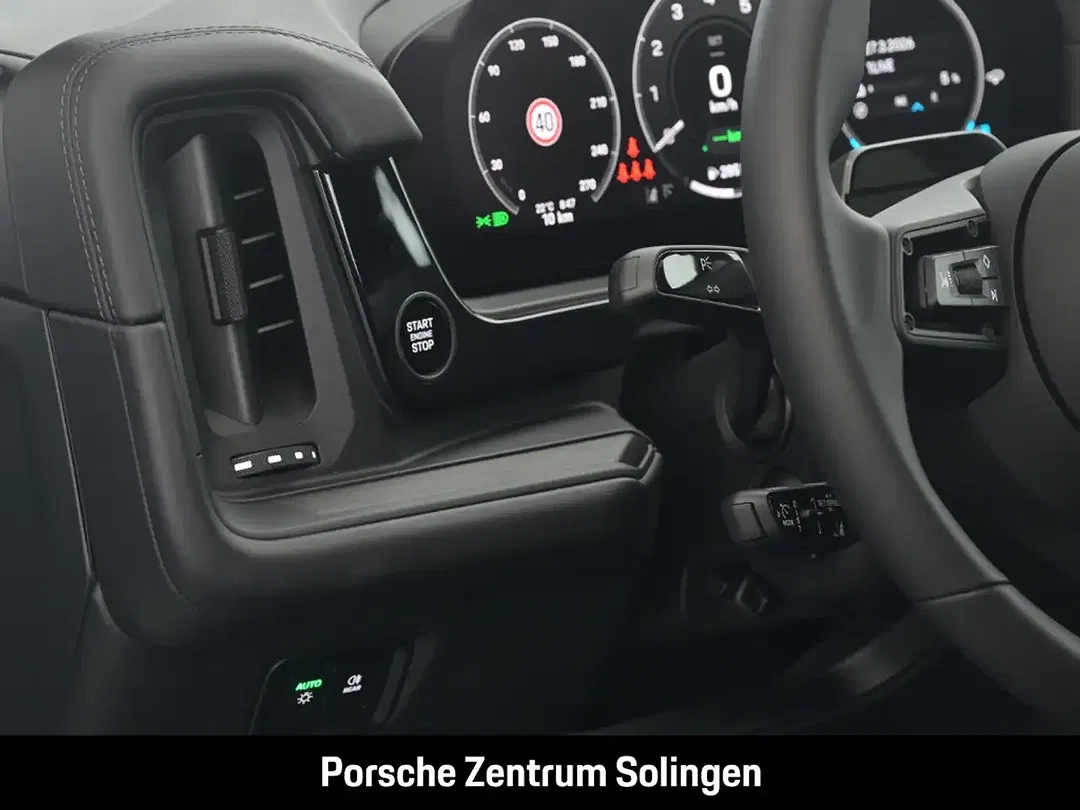 Porsche Cayenne - Thumbnail 12