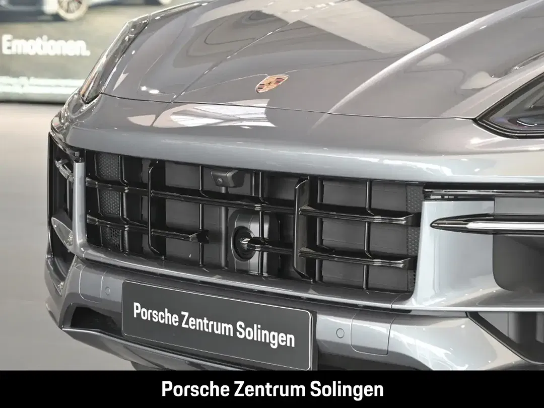 Porsche Cayenne - Thumbnail 7
