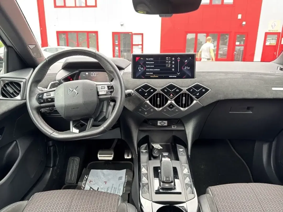 DS Automobiles DS 3 Crossback - Thumbnail 10