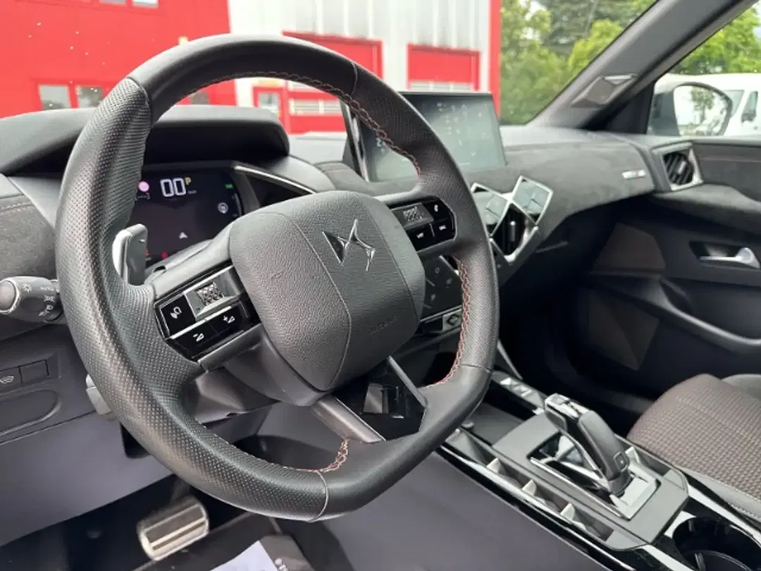 DS Automobiles DS 3 Crossback - Thumbnail 11