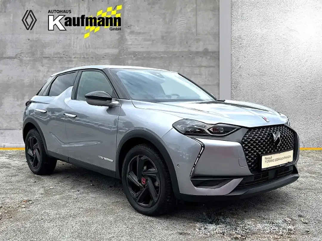 DS Automobiles DS 3 Crossback - Thumbnail 2