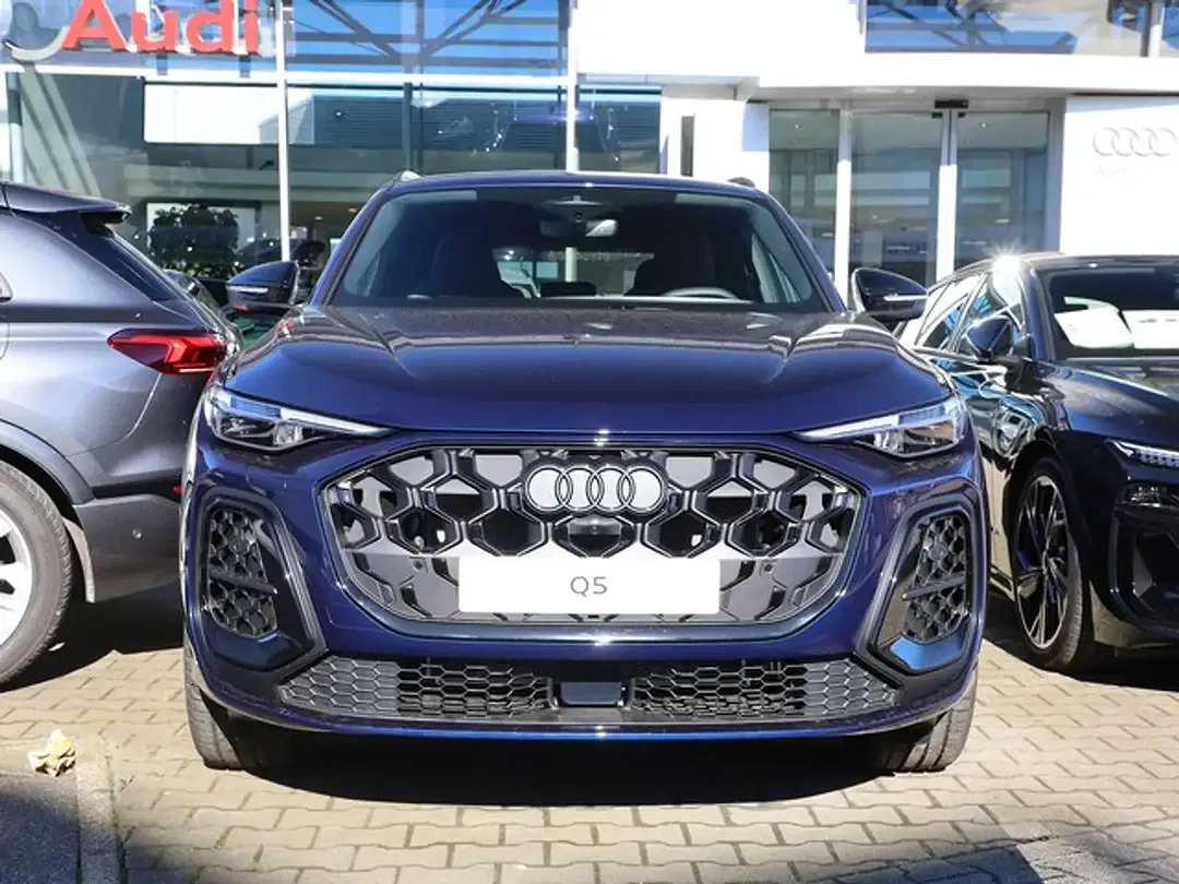 Audi Q5 - Thumbnail 3