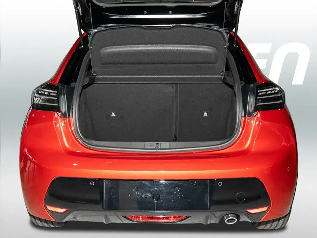 Peugeot 208 - Thumbnail 9