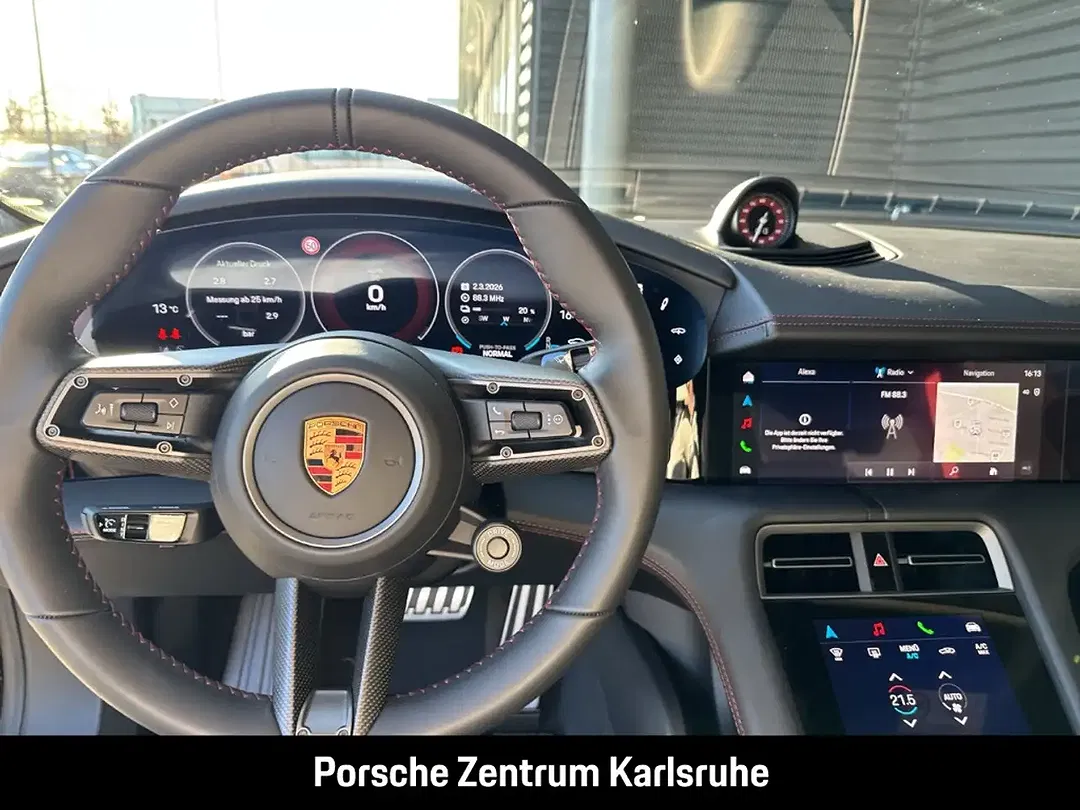 Porsche Taycan - Thumbnail 9