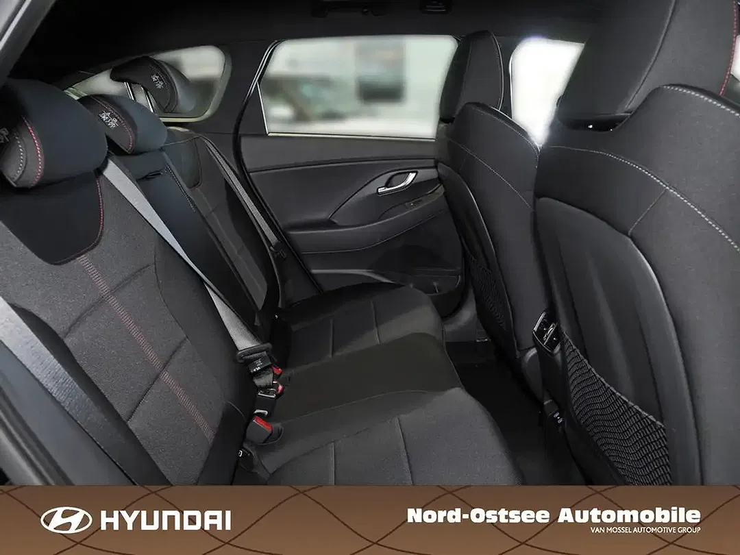Hyundai i30 - Thumbnail 13