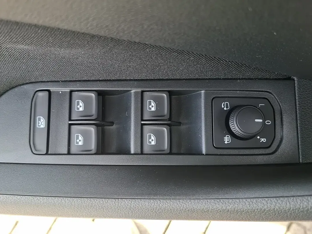 Skoda Kamiq - Thumbnail 11