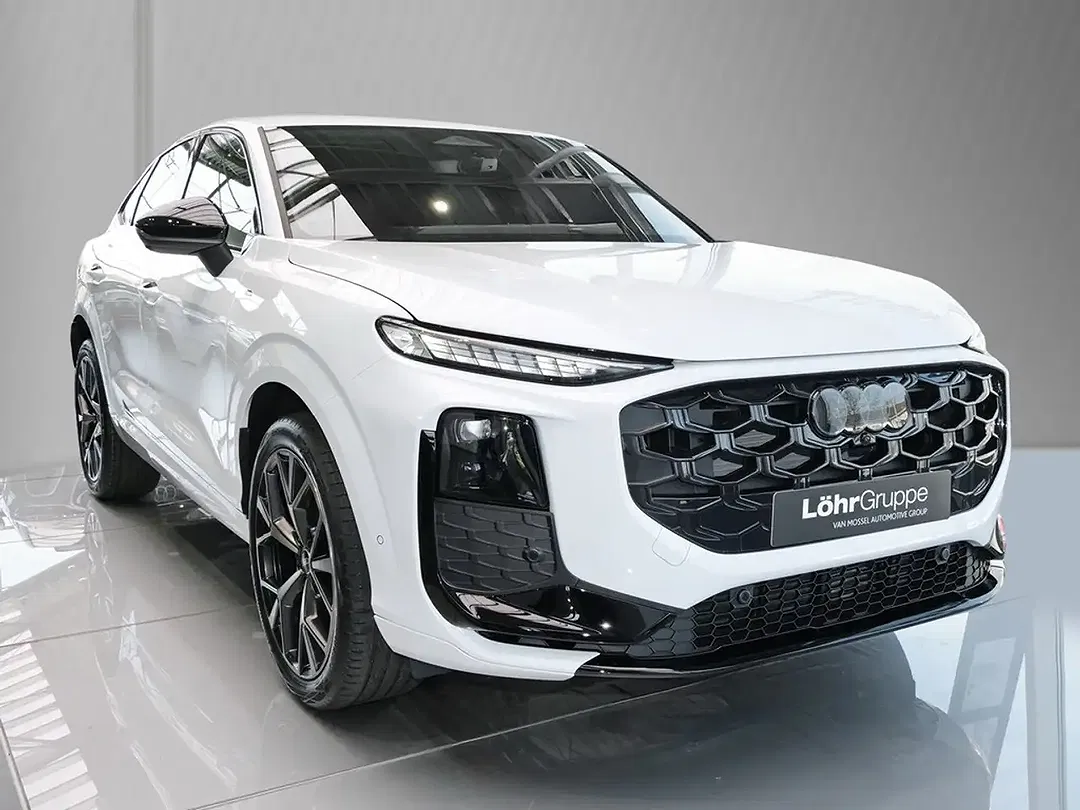 Audi Q3 - Thumbnail 3