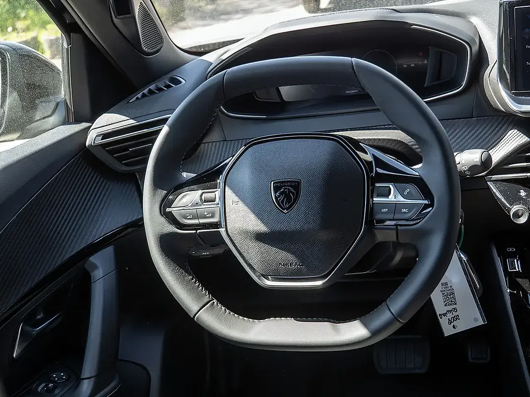 Peugeot 2008 - Thumbnail 10