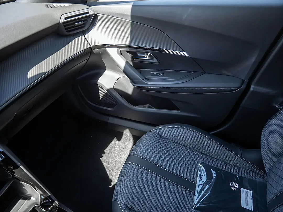 Peugeot 2008 - Thumbnail 14