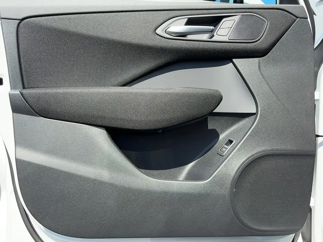 Audi Q3 - Thumbnail 11