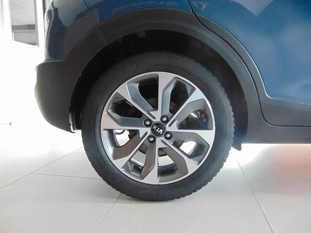 Kia Stonic - Thumbnail 14