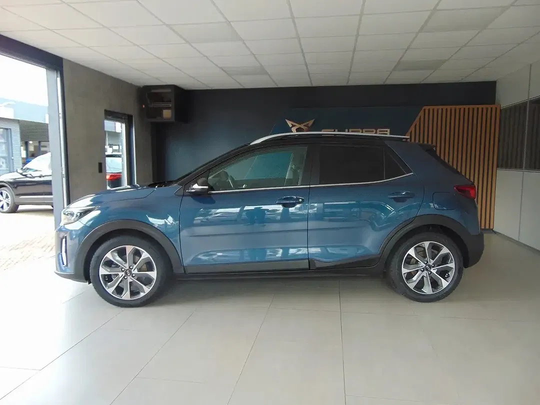 Kia Stonic - Thumbnail 2
