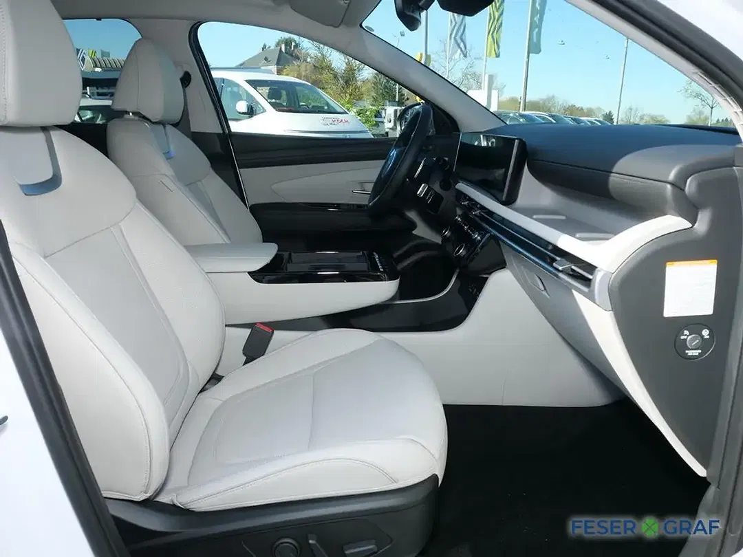 Hyundai TUCSON - Thumbnail 4