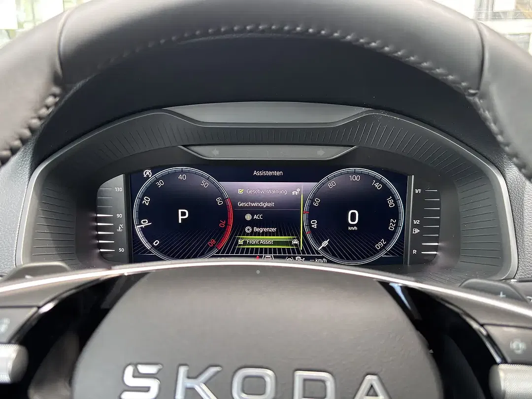 Skoda Karoq - Thumbnail 15