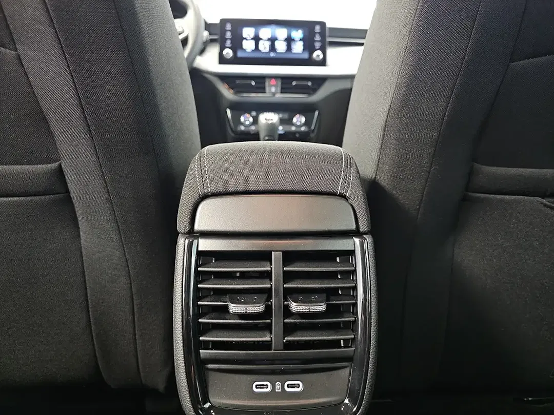 Skoda Scala - Thumbnail 10