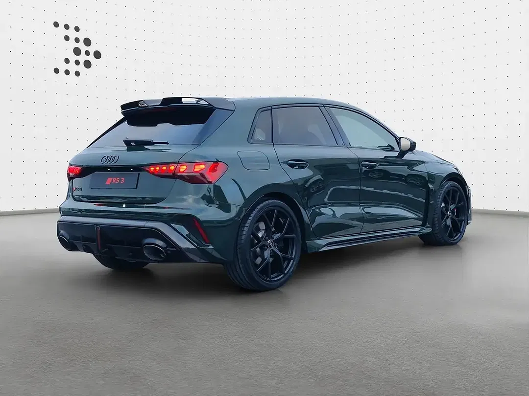 Audi RS3 - Thumbnail 1