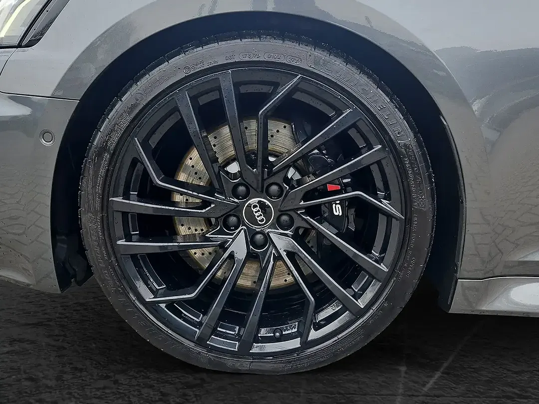Audi RS5 - Thumbnail 5