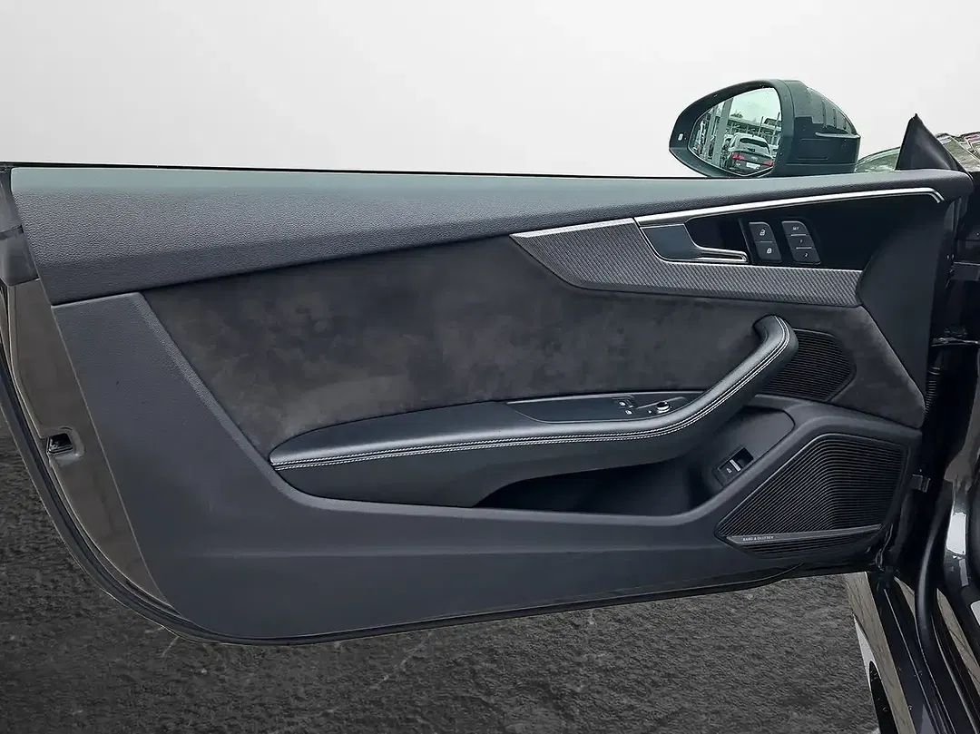 Audi RS5 - Thumbnail 6