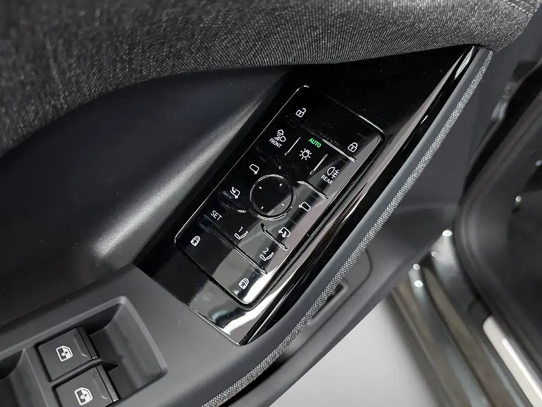 Audi Q6 e-tron - Thumbnail 12