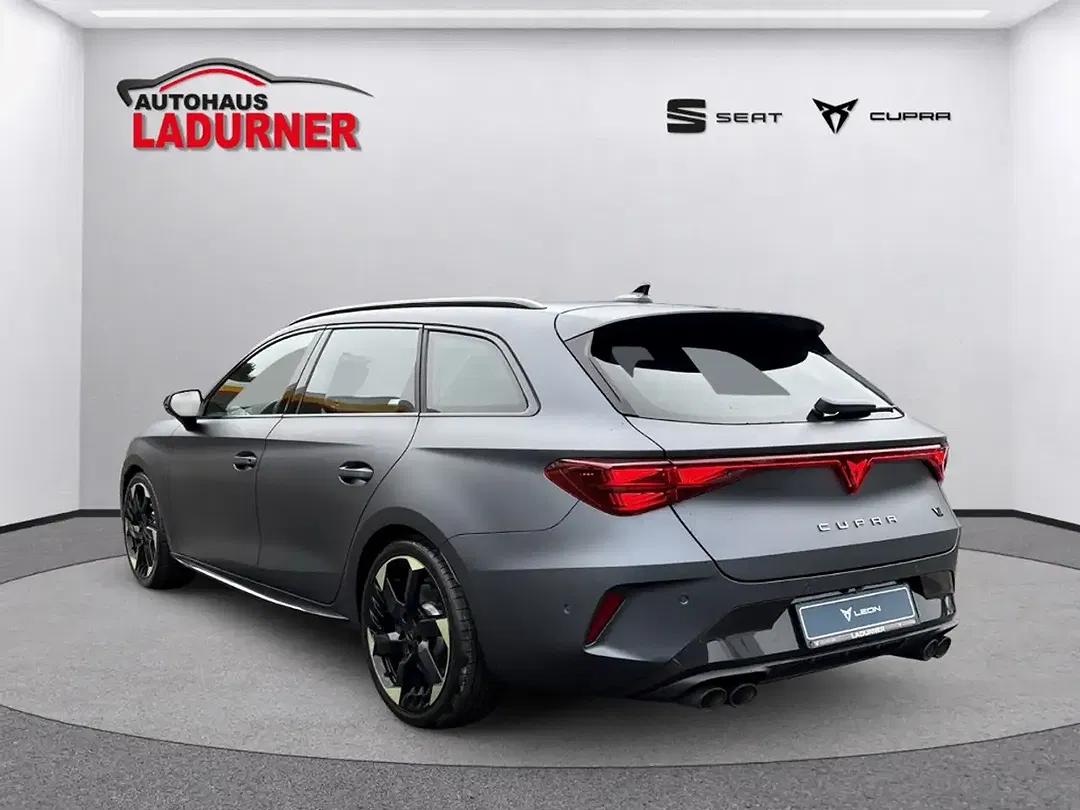 CUPRA Leon - Thumbnail 2