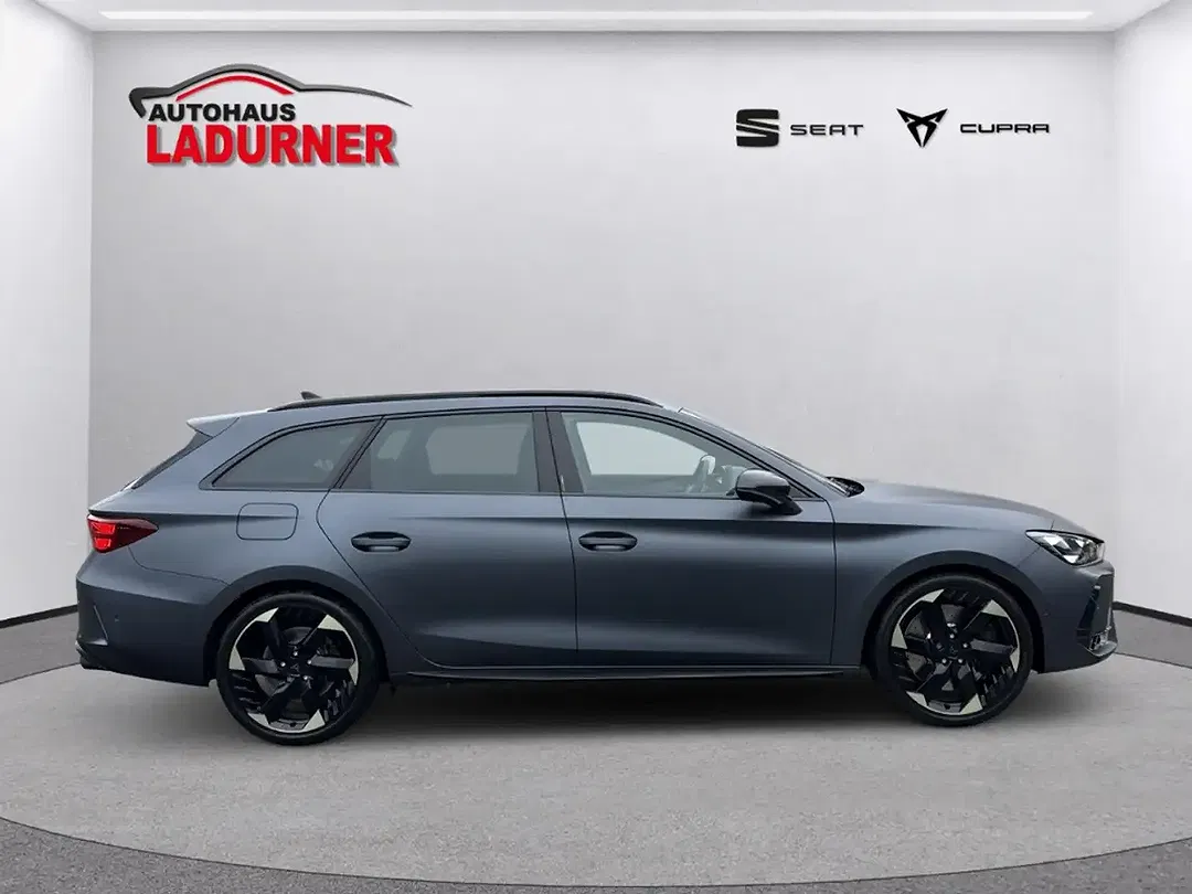 CUPRA Leon - Thumbnail 5