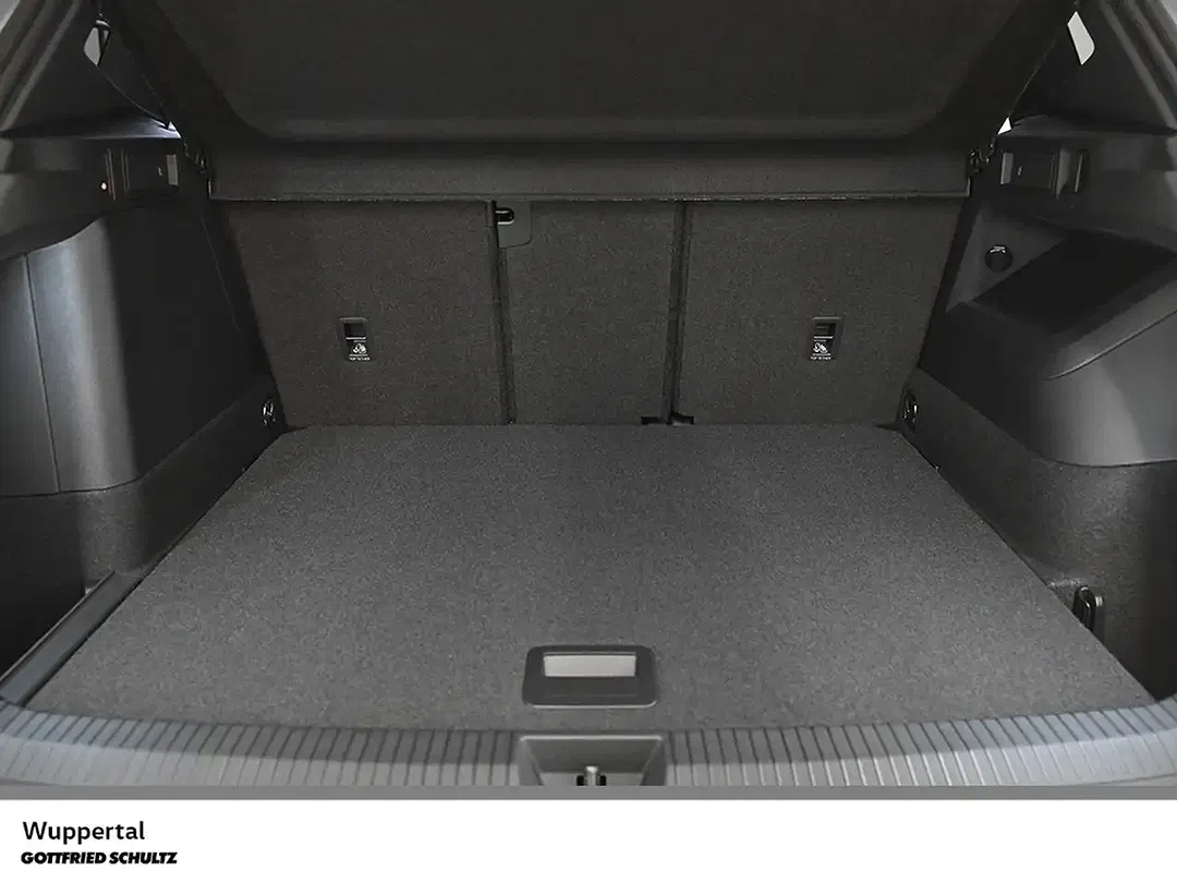 Volkswagen Tiguan - Thumbnail 8