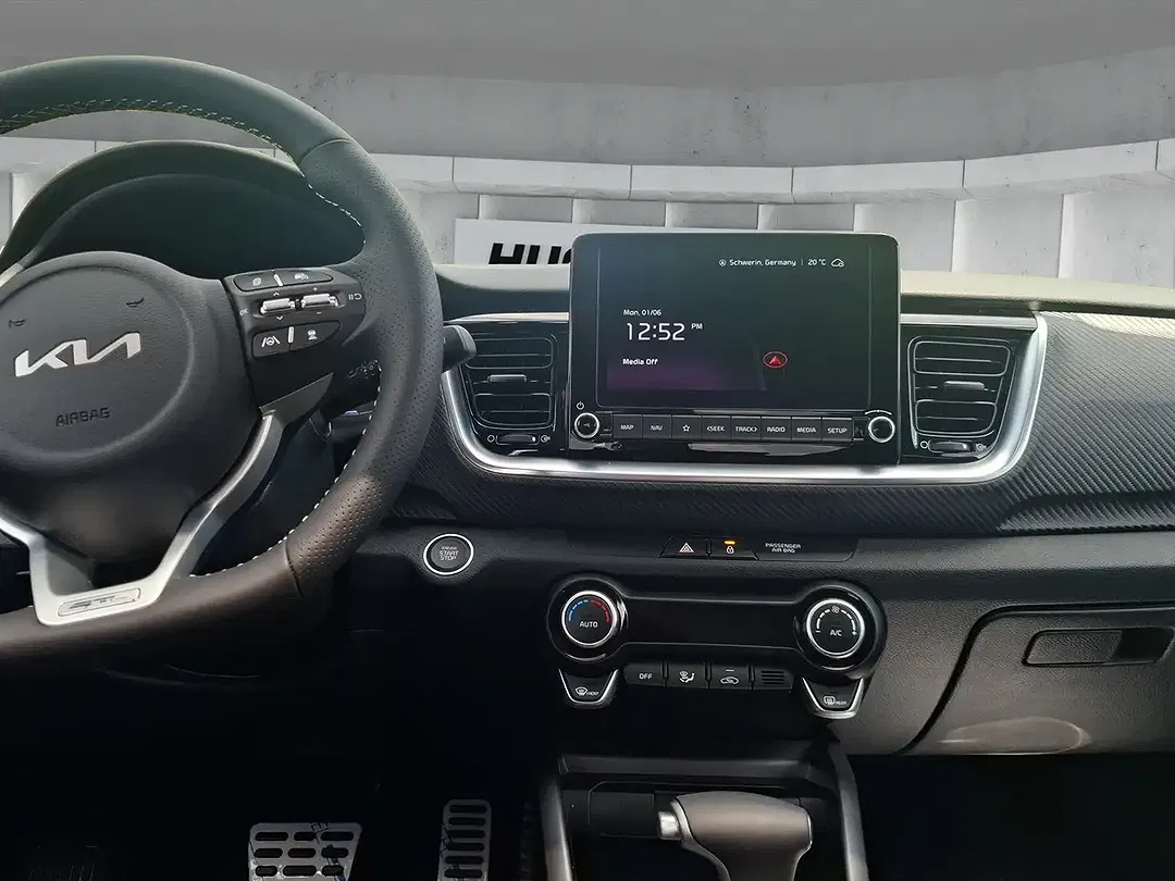 Kia Stonic - Thumbnail 12