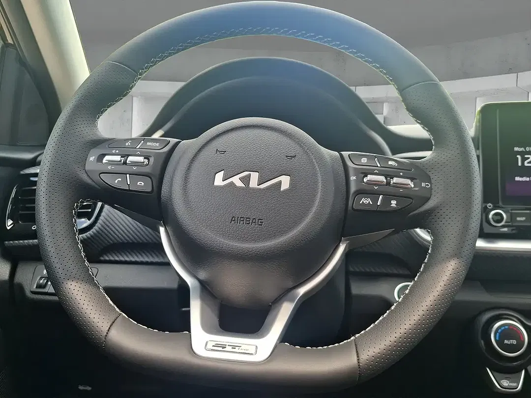 Kia Stonic - Thumbnail 13
