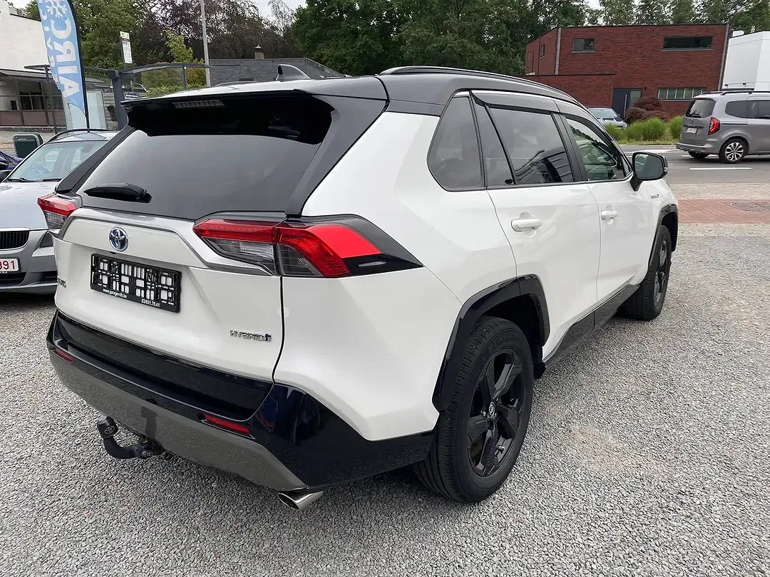 Toyota RAV 4 - Thumbnail 2