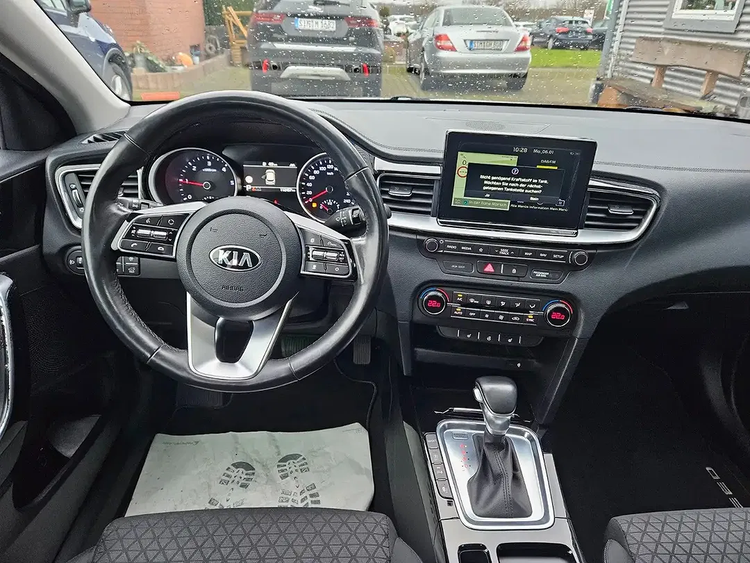 Kia Ceed SW / cee'd SW - Thumbnail 12