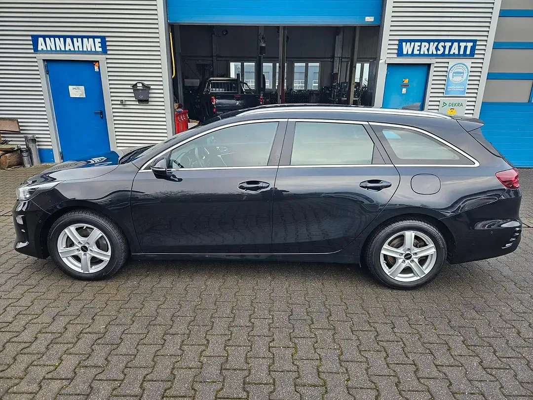 Kia Ceed SW / cee'd SW - Thumbnail 2