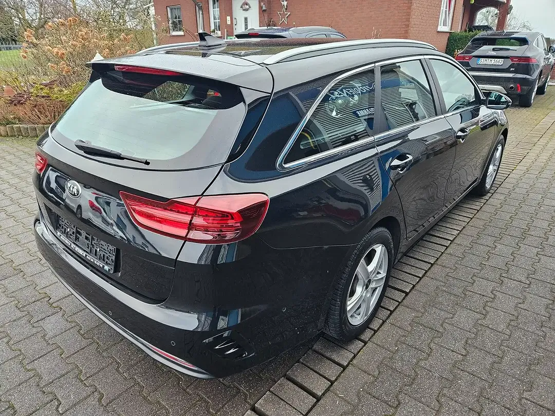 Kia Ceed SW / cee'd SW - Thumbnail 5