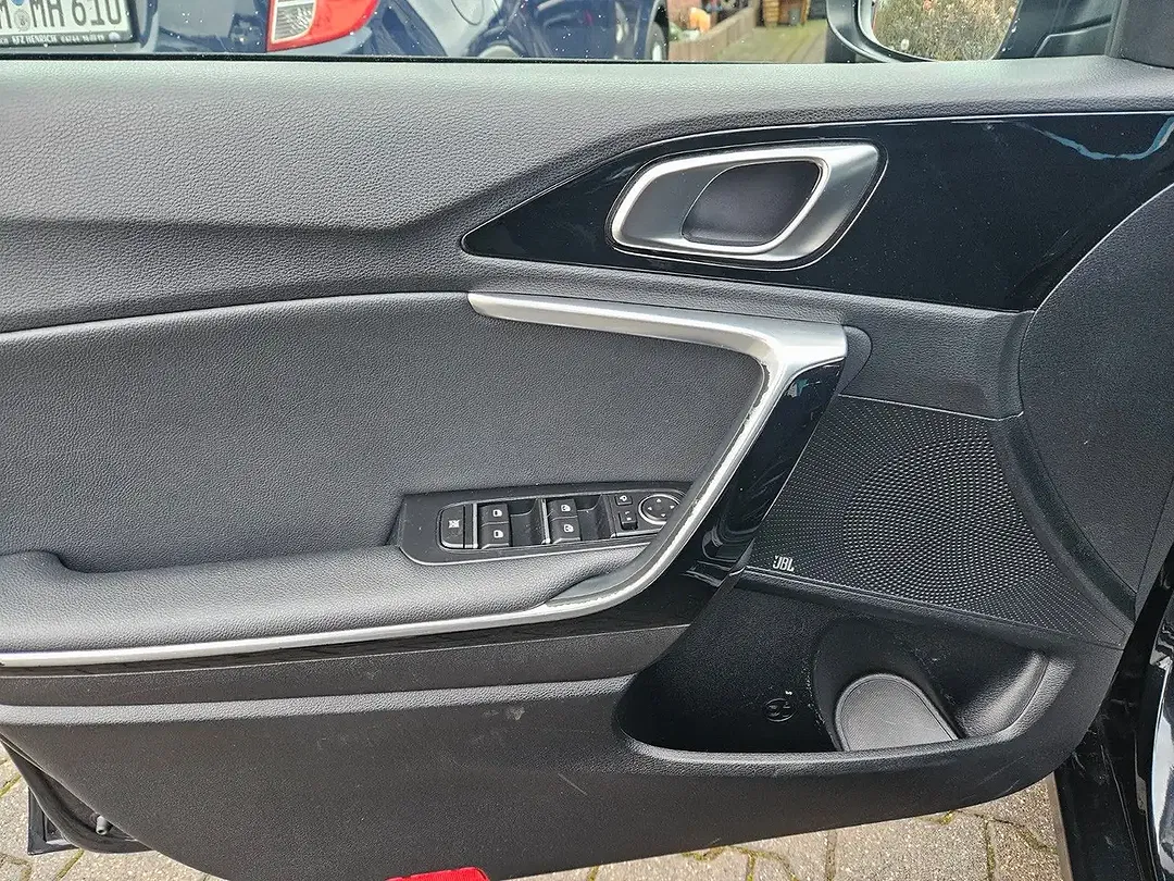 Kia Ceed SW / cee'd SW - Thumbnail 9