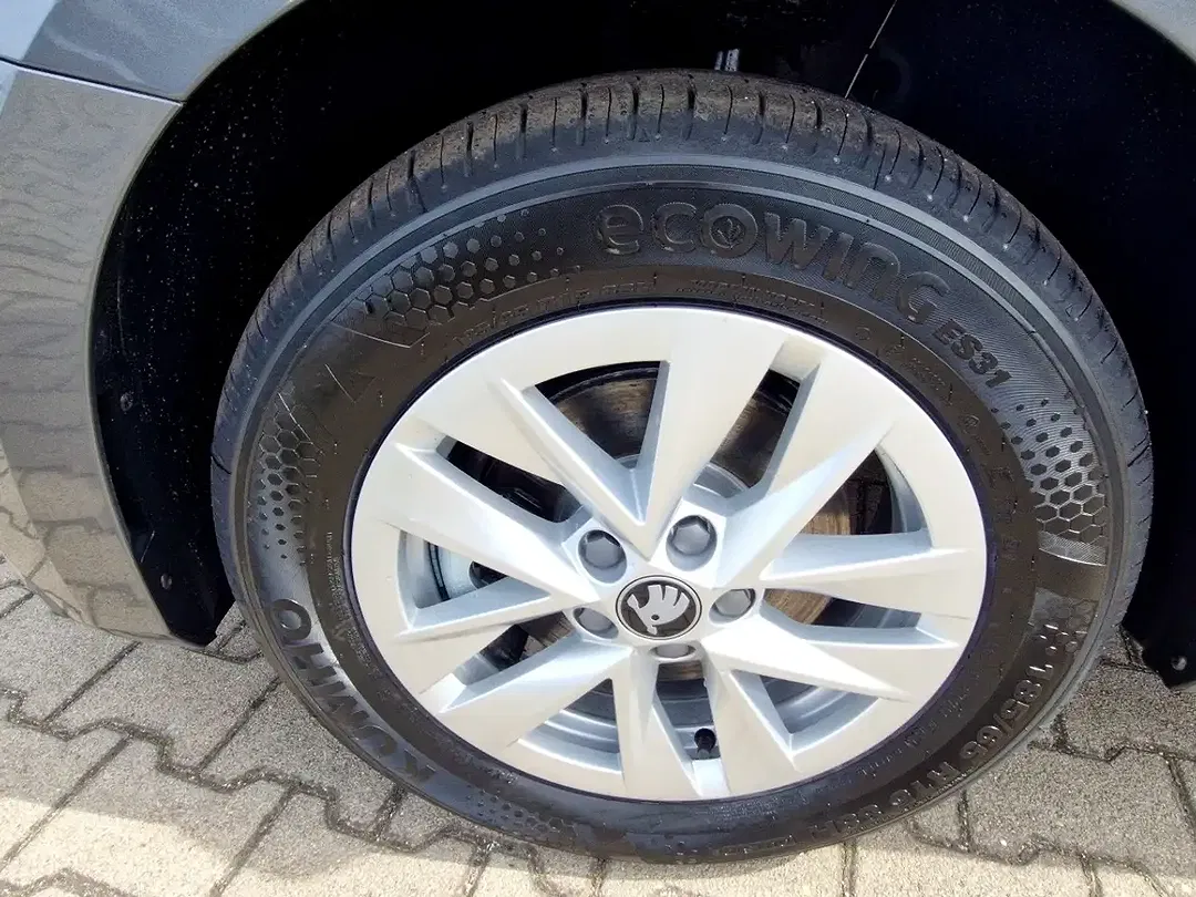 Skoda Fabia - Thumbnail 14