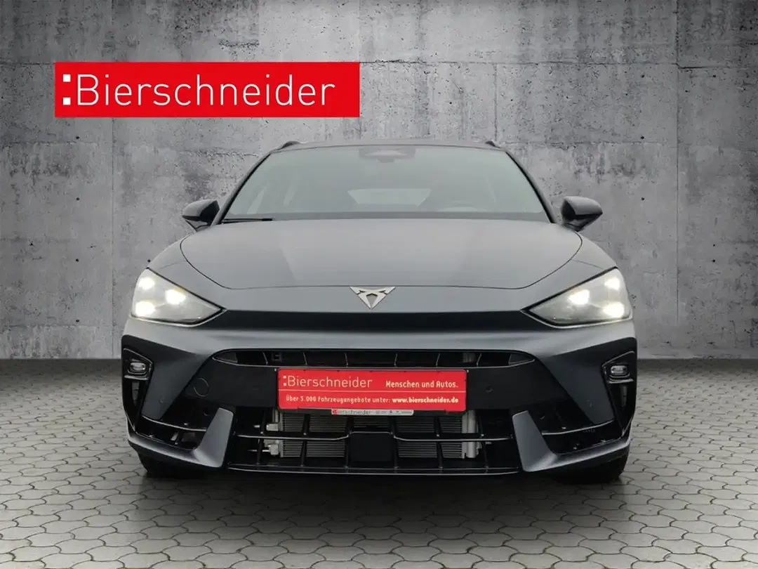 CUPRA Leon - Thumbnail 3