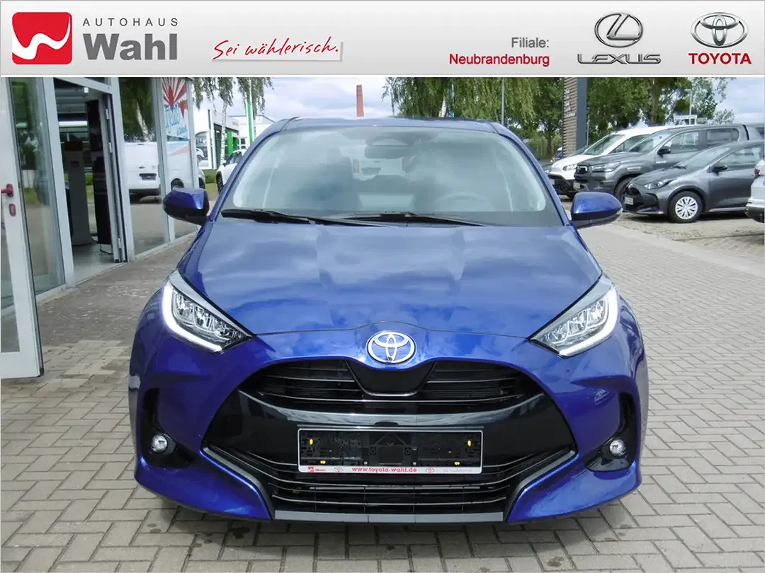 Toyota Yaris - Thumbnail 5