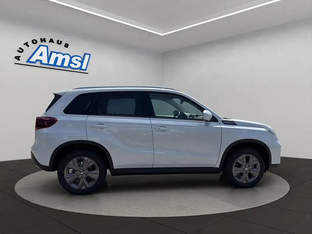 Suzuki Vitara - Thumbnail 6