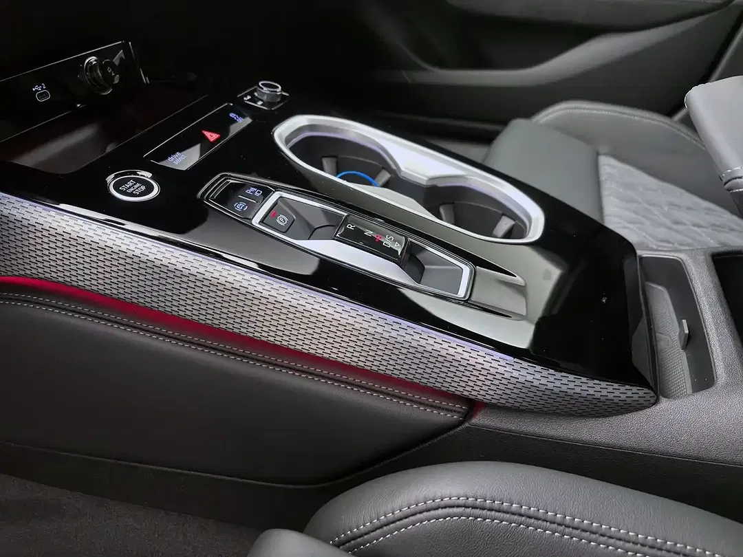 Audi A6 - Thumbnail 15