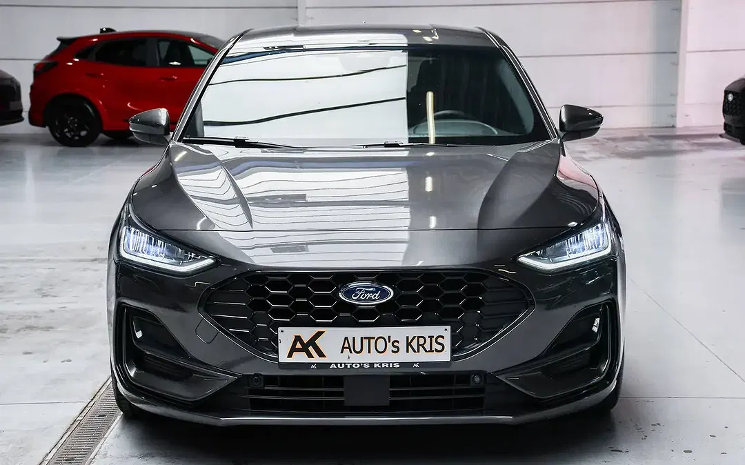 Ford Focus - Thumbnail 4