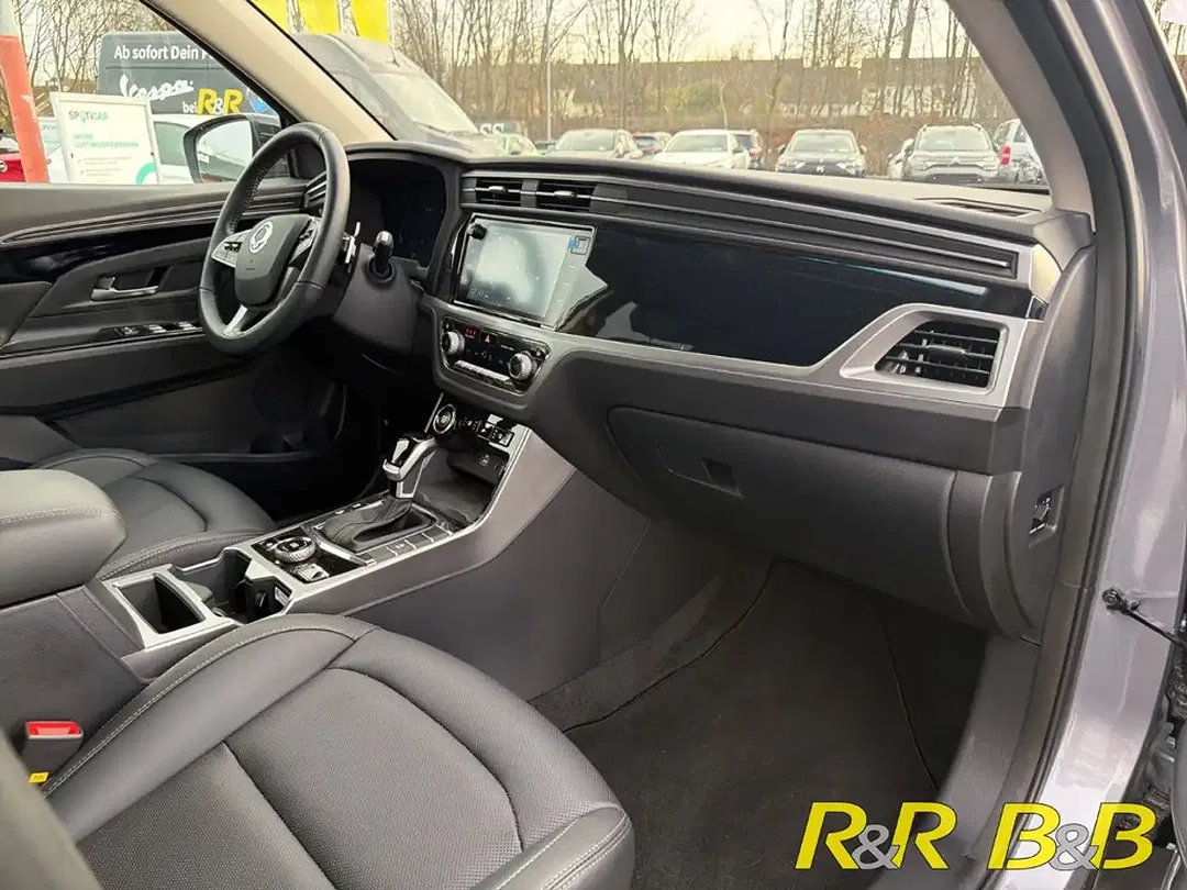 KGM Korando - Thumbnail 13