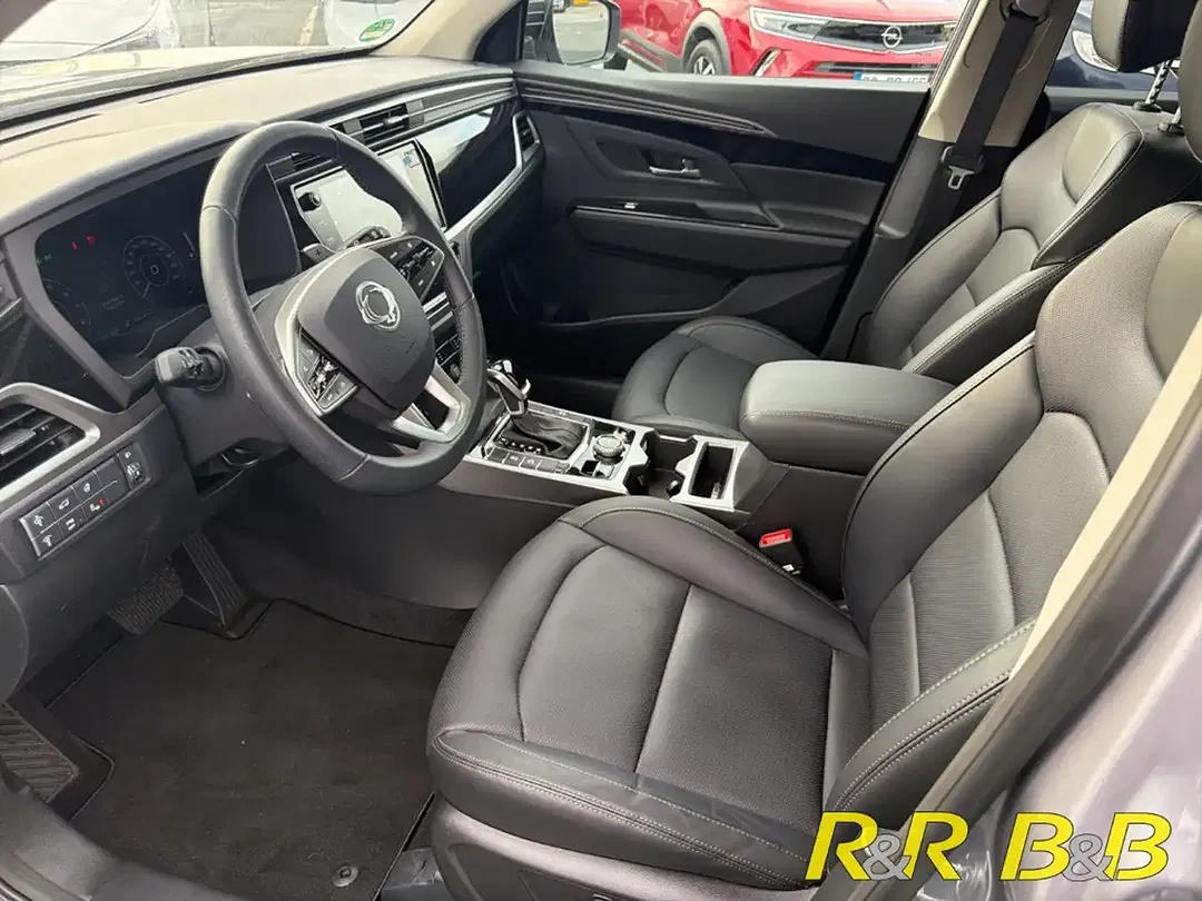 KGM Korando - Thumbnail 7